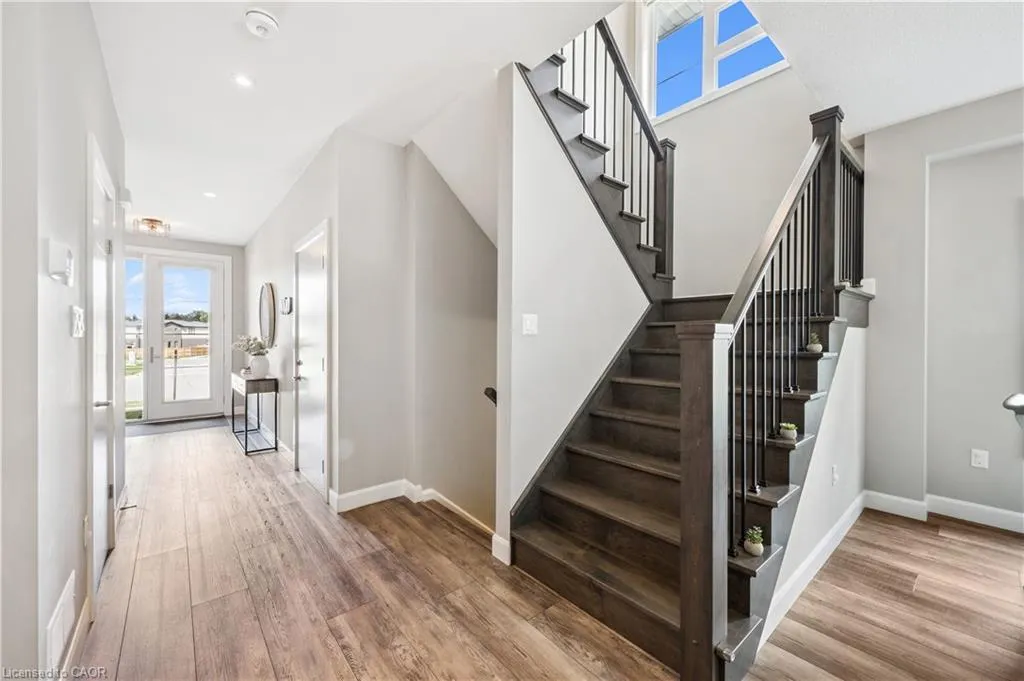 884 Robert Ferrie Drive