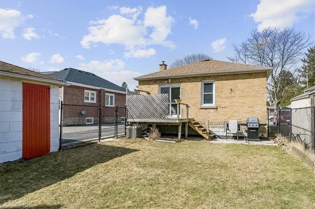 273 Bowman Street