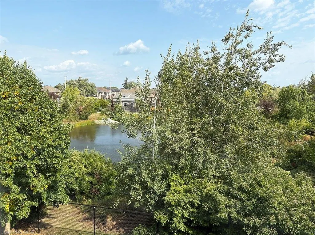 25 Ivybridge Beach, #16