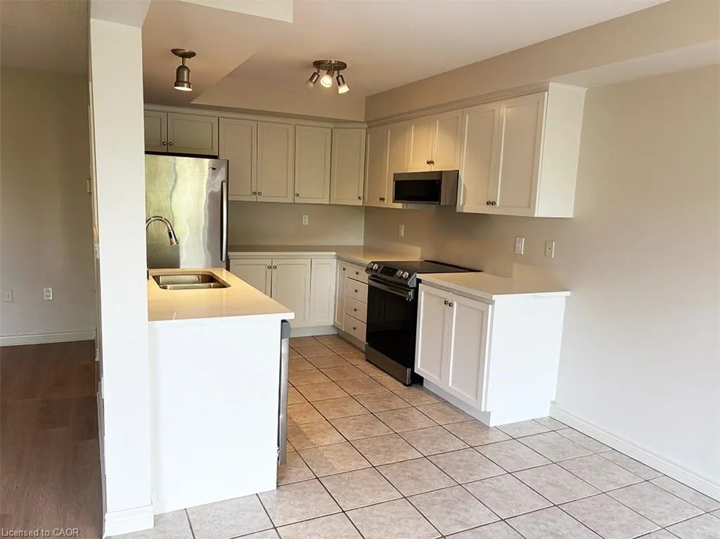 25 Ivybridge Beach, #16