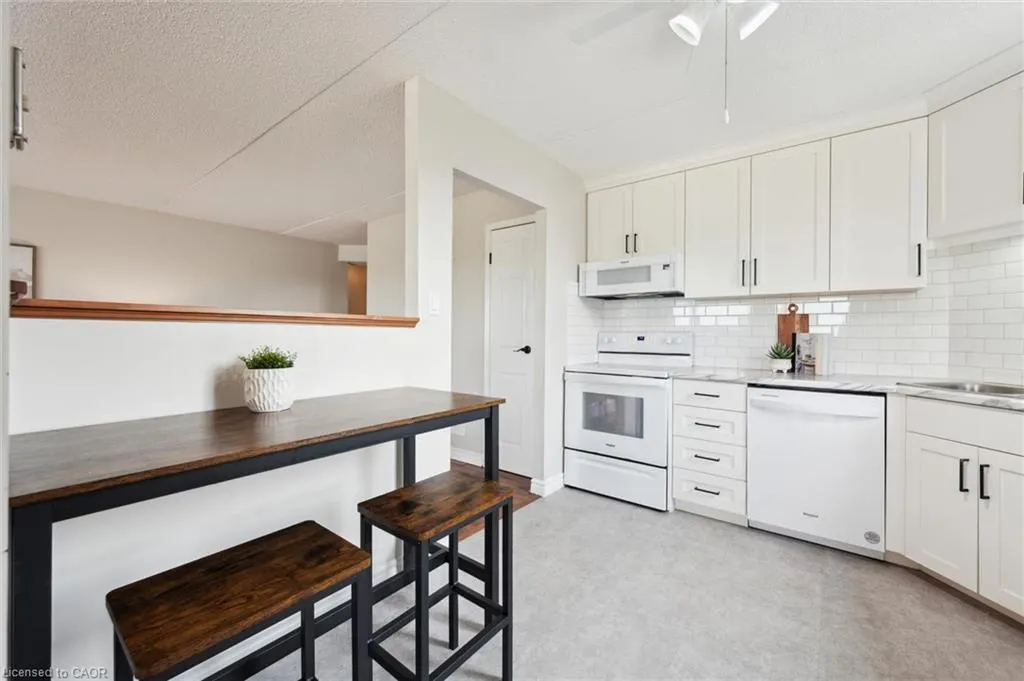22 Marilyn Drive, #501