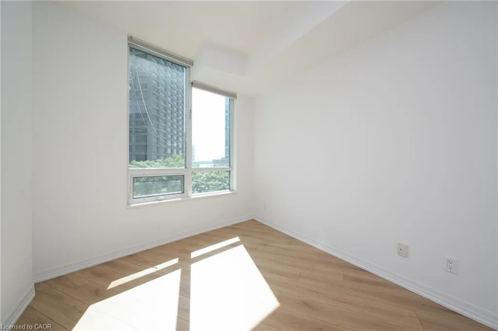 16 Yonge Street, #310