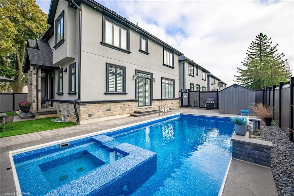 4 Lockman Drive