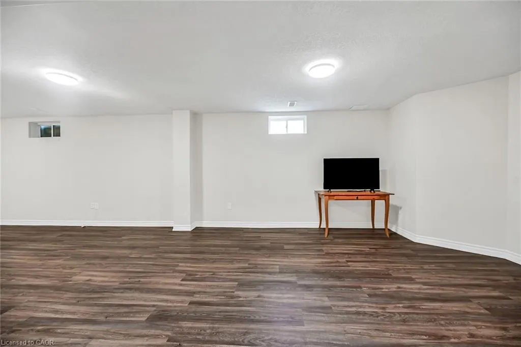 99 Panabaker Drive, #8