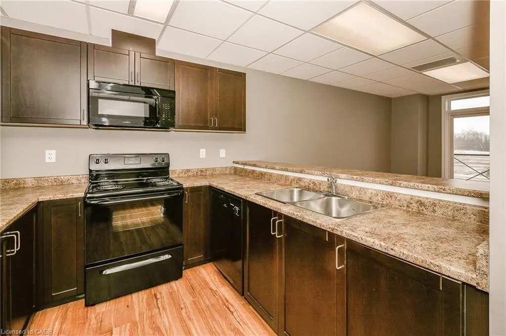 2 Colonial Drive, #403