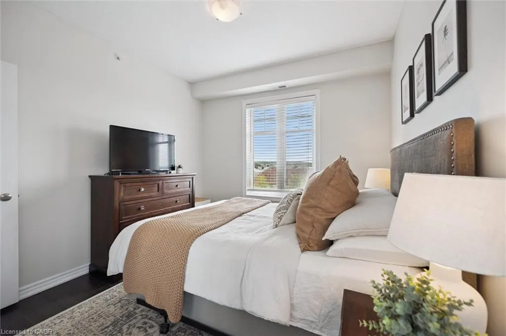2 Colonial Drive, #403