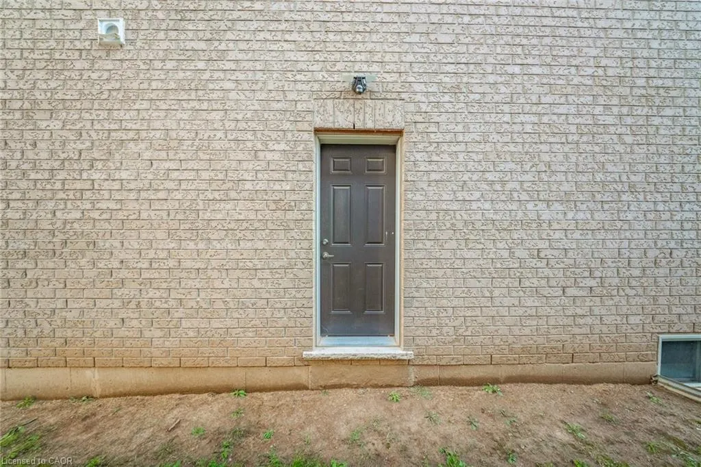 7 Riesling Court