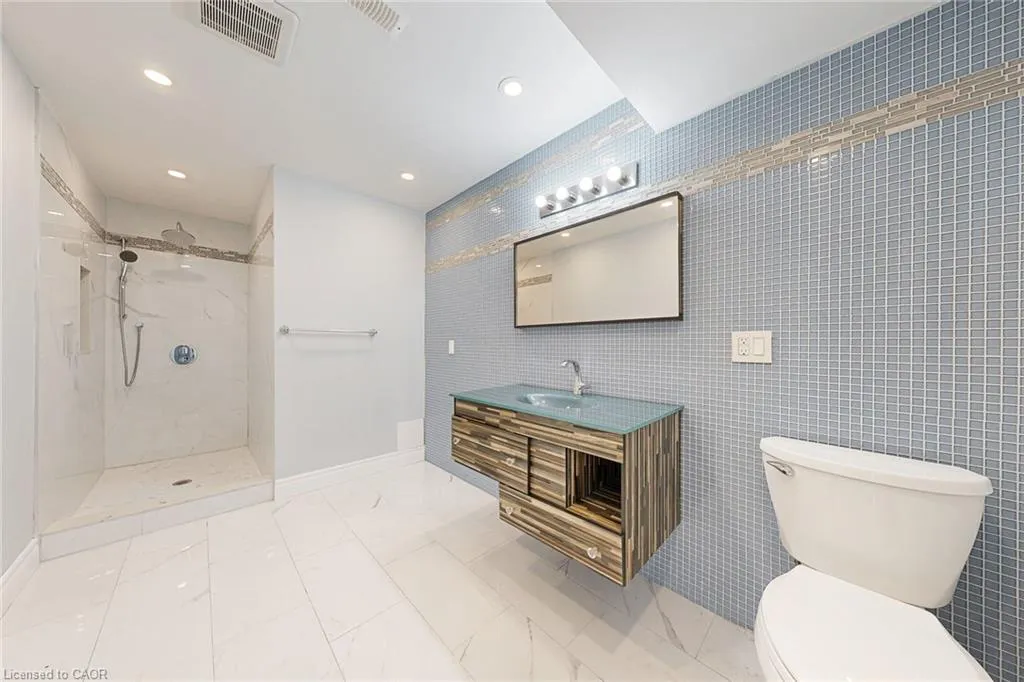 7 Riesling Court