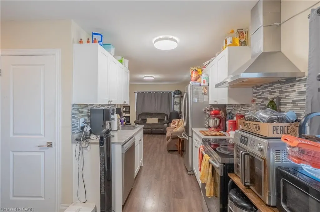 1 Livingston Avenue