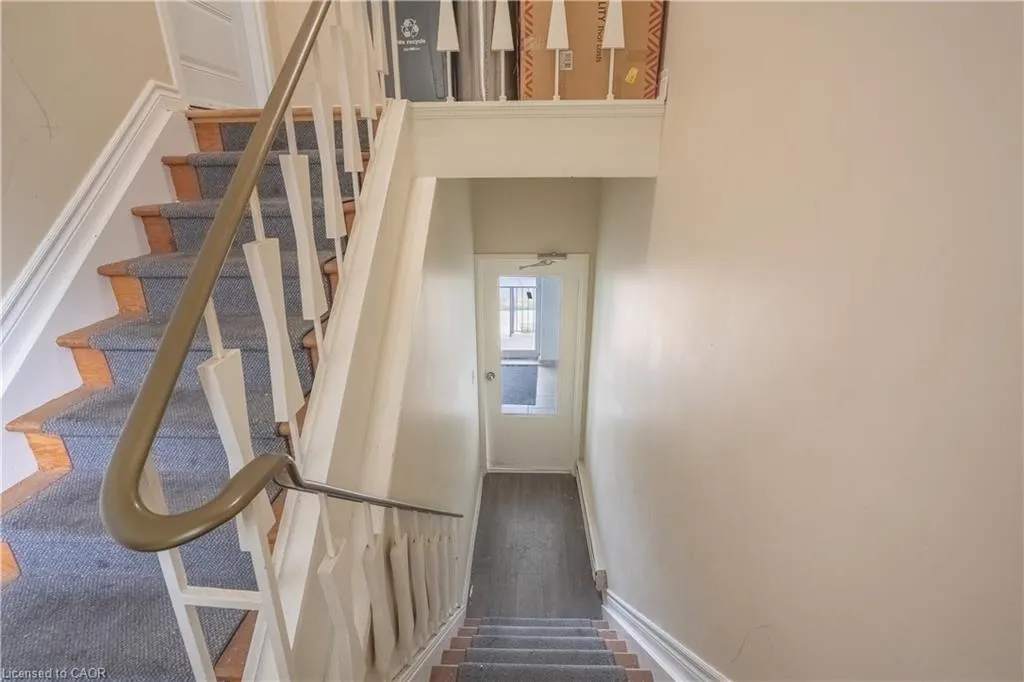 1 Livingston Avenue