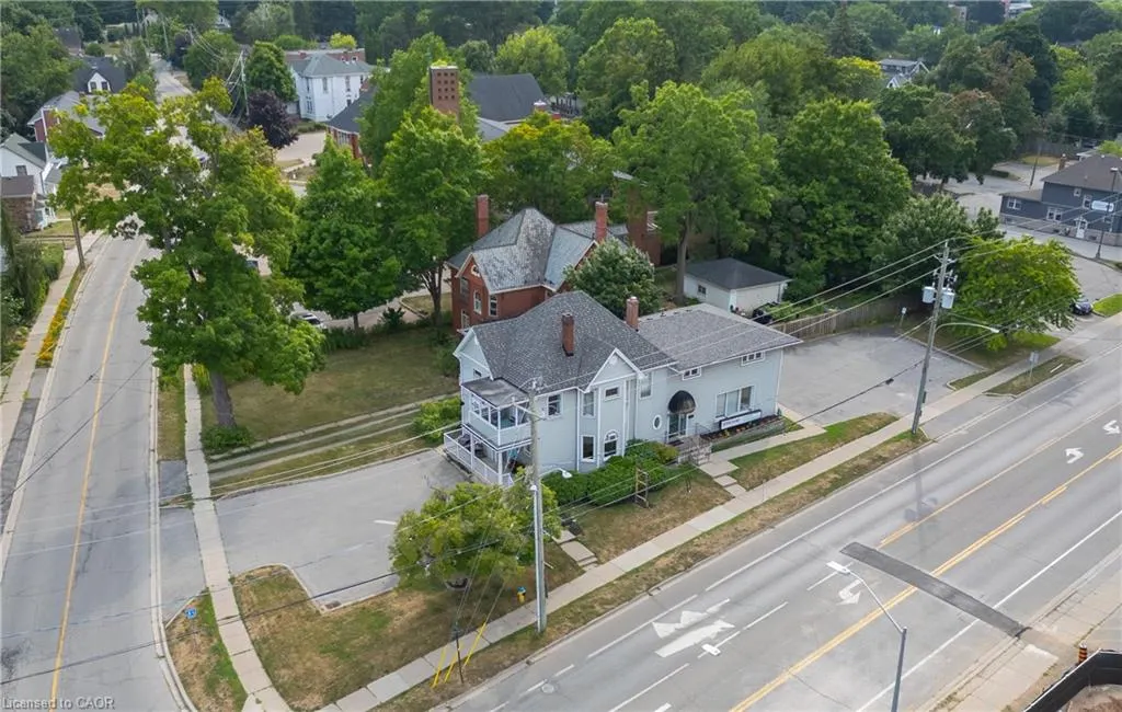 1 Livingston Avenue