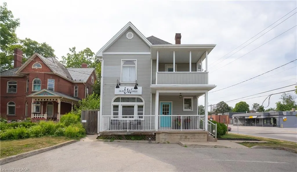 1 Livingston Avenue