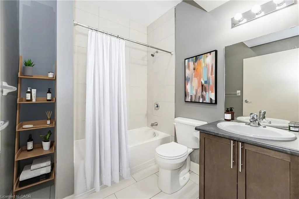 689 Doon Village Road, #102