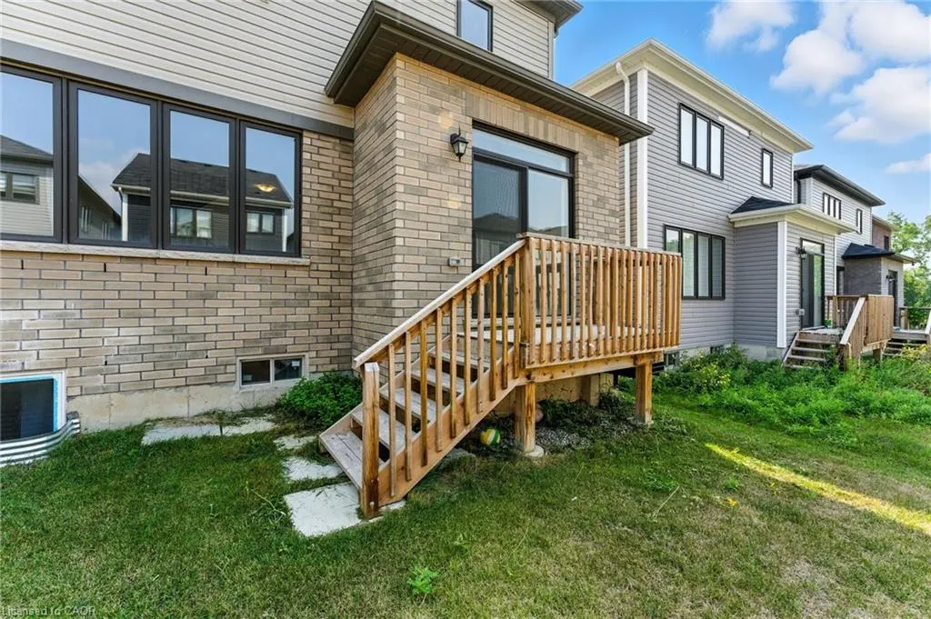 33 Santos Drive