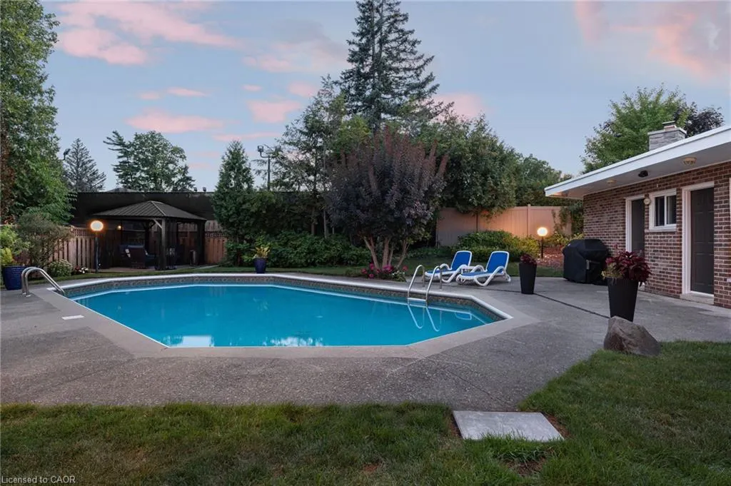 226 Shoreacres Road