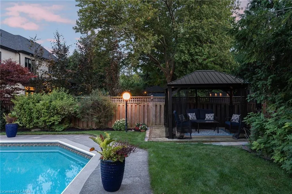 226 Shoreacres Road