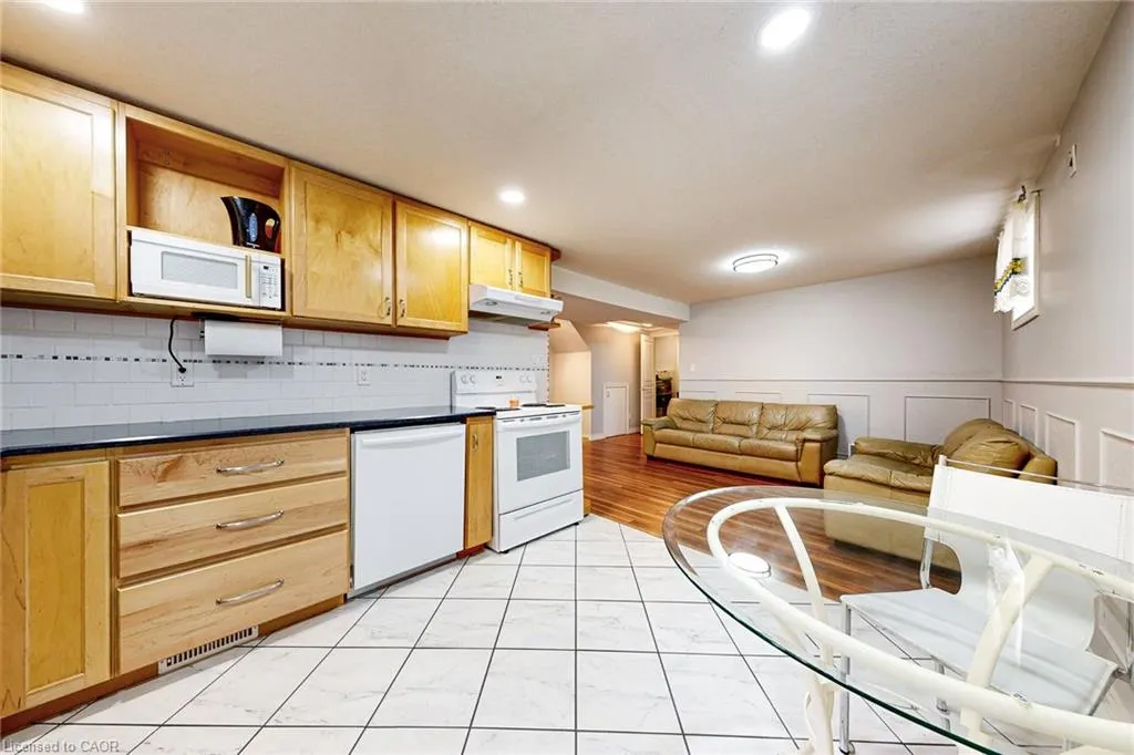 99 Pinnacle Drive