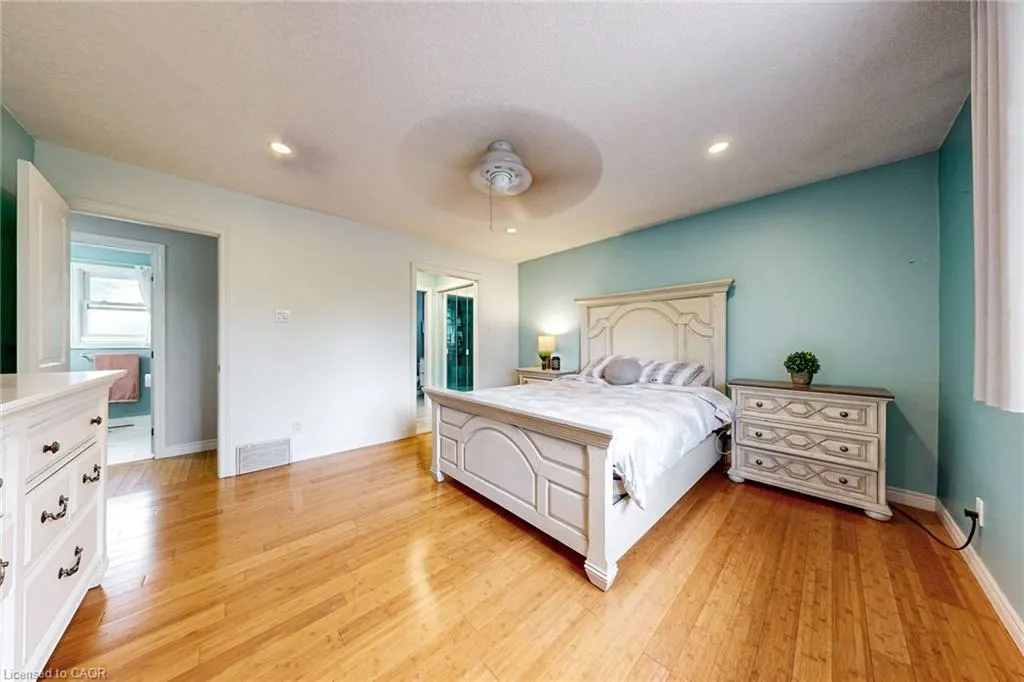 99 Pinnacle Drive