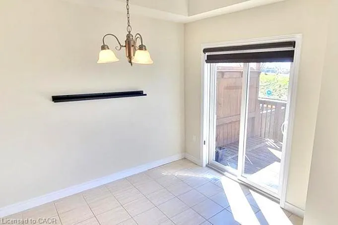 8 Lakelawn Road
