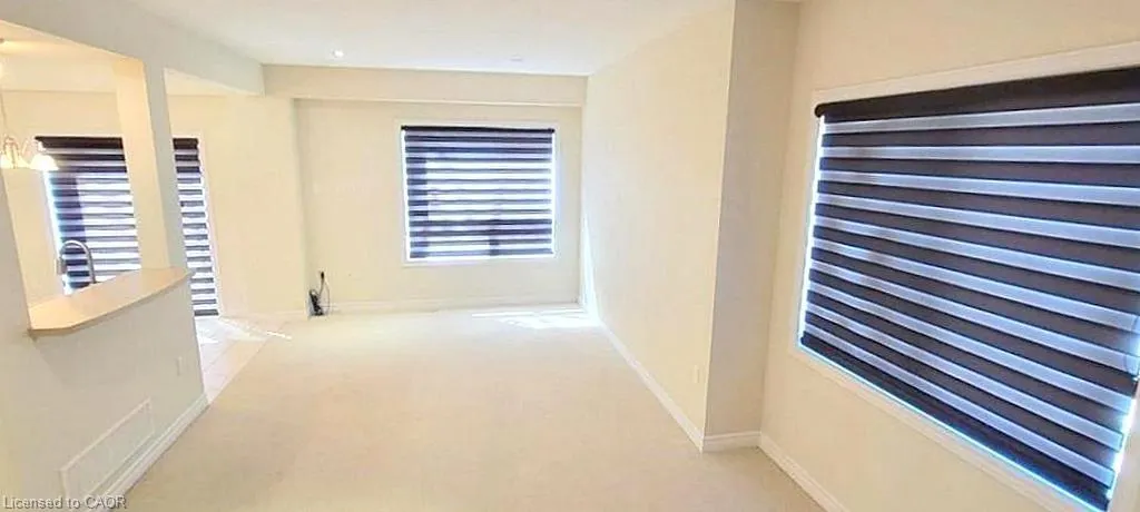 8 Lakelawn Road