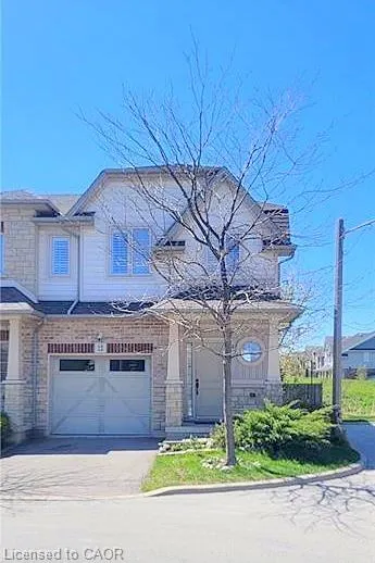 8 Lakelawn Road