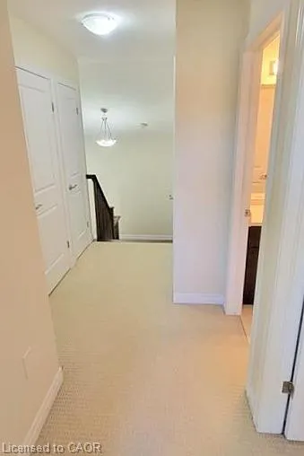 8 Lakelawn Road