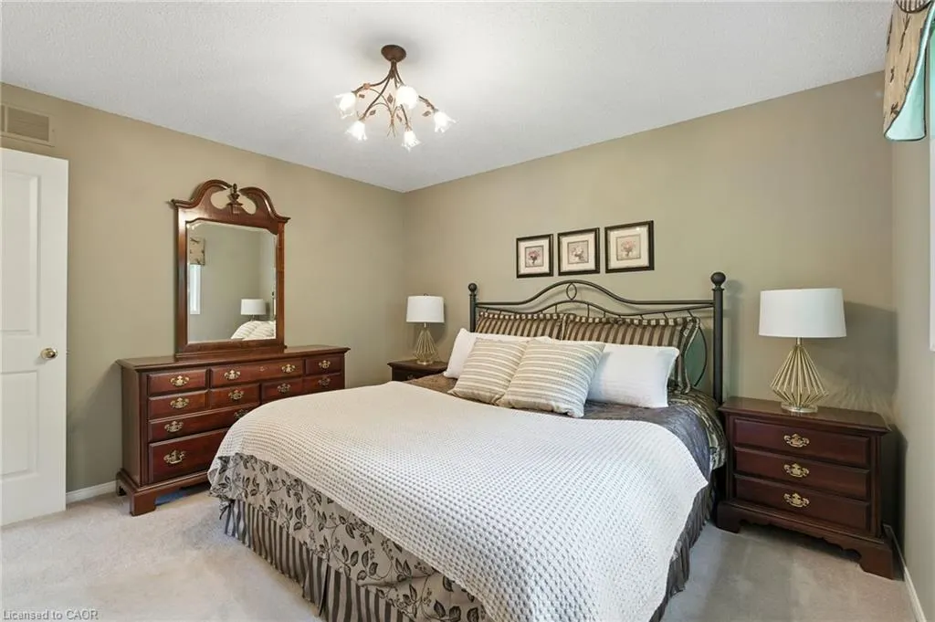 18 Naples Boulevard