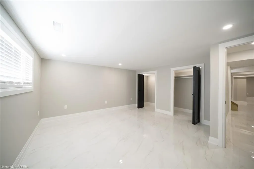 21 Haldimand 66 Road