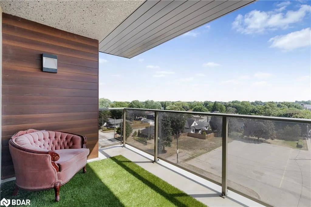 34 Norman Street, #606