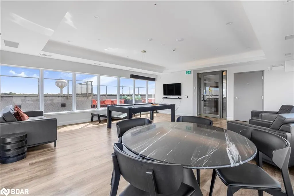 34 Norman Street, #606