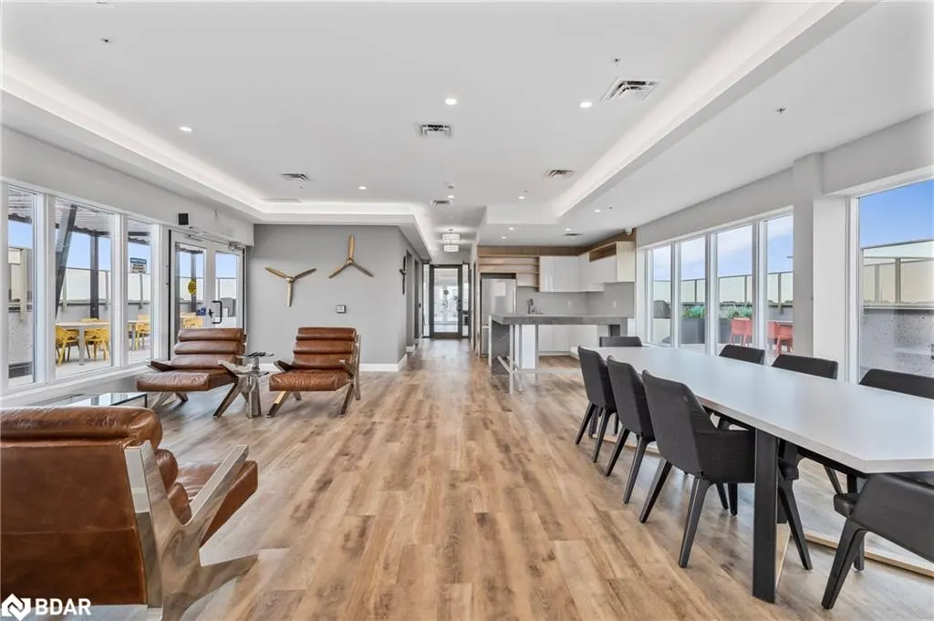 34 Norman Street, #606