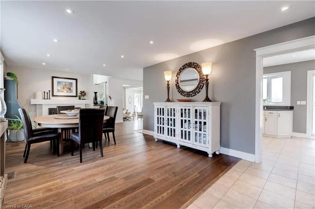4391 Lakeshore Road