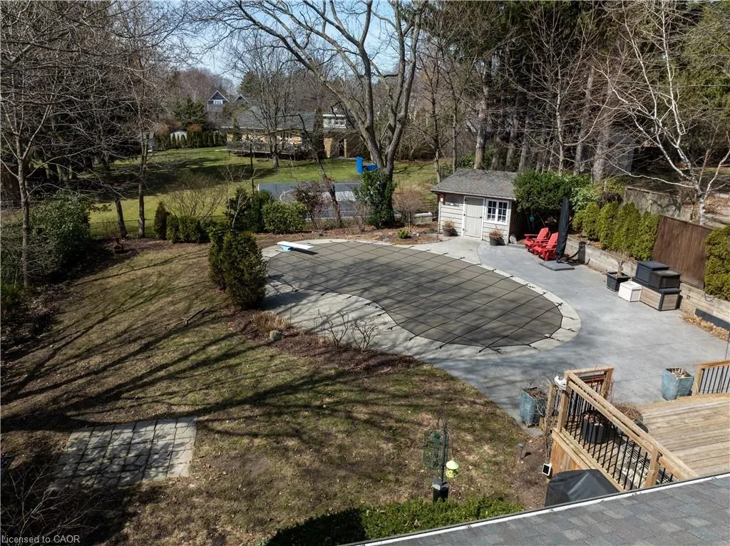 4391 Lakeshore Road