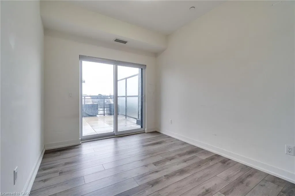 255 Northfield Drive, #202