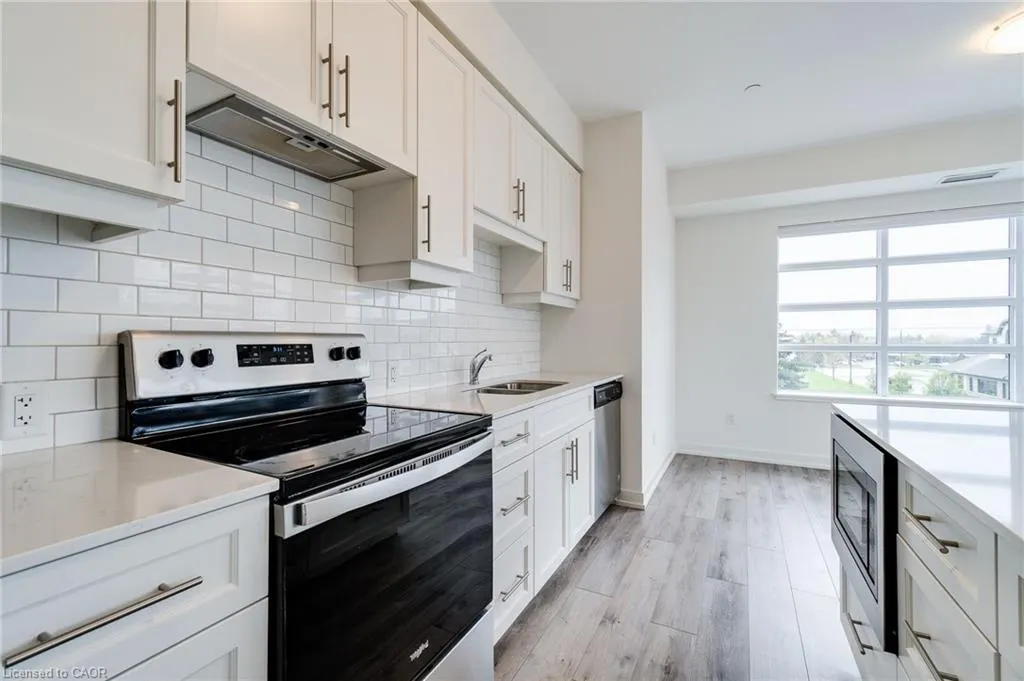 255 Northfield Drive, #202