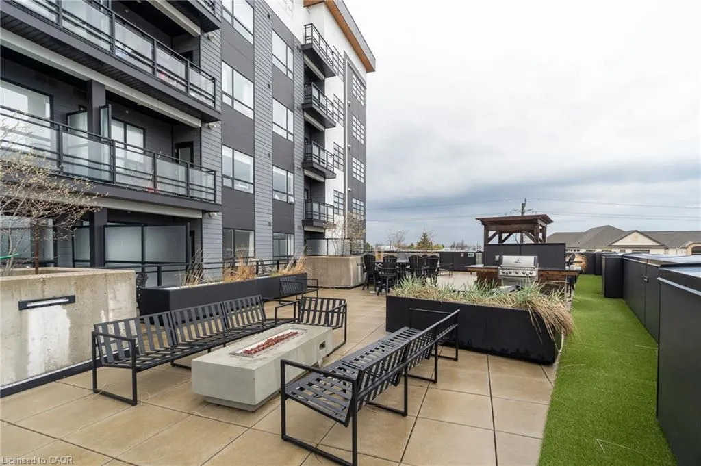 255 Northfield Drive, #202