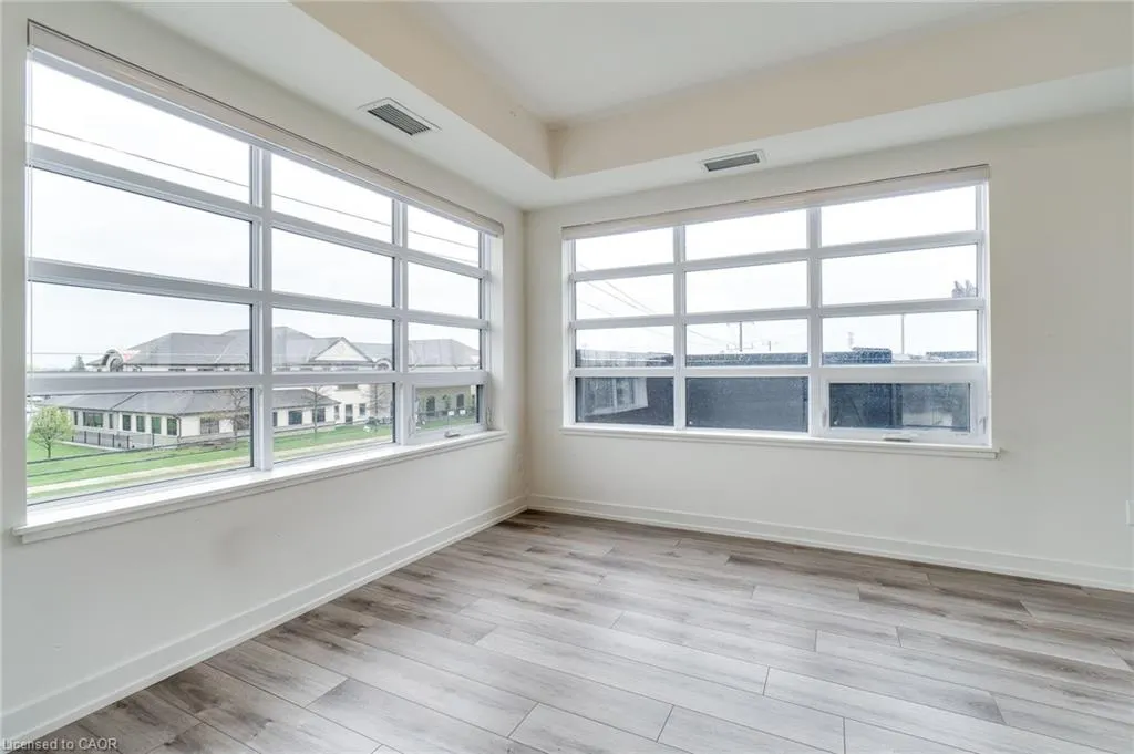 255 Northfield Drive, #202