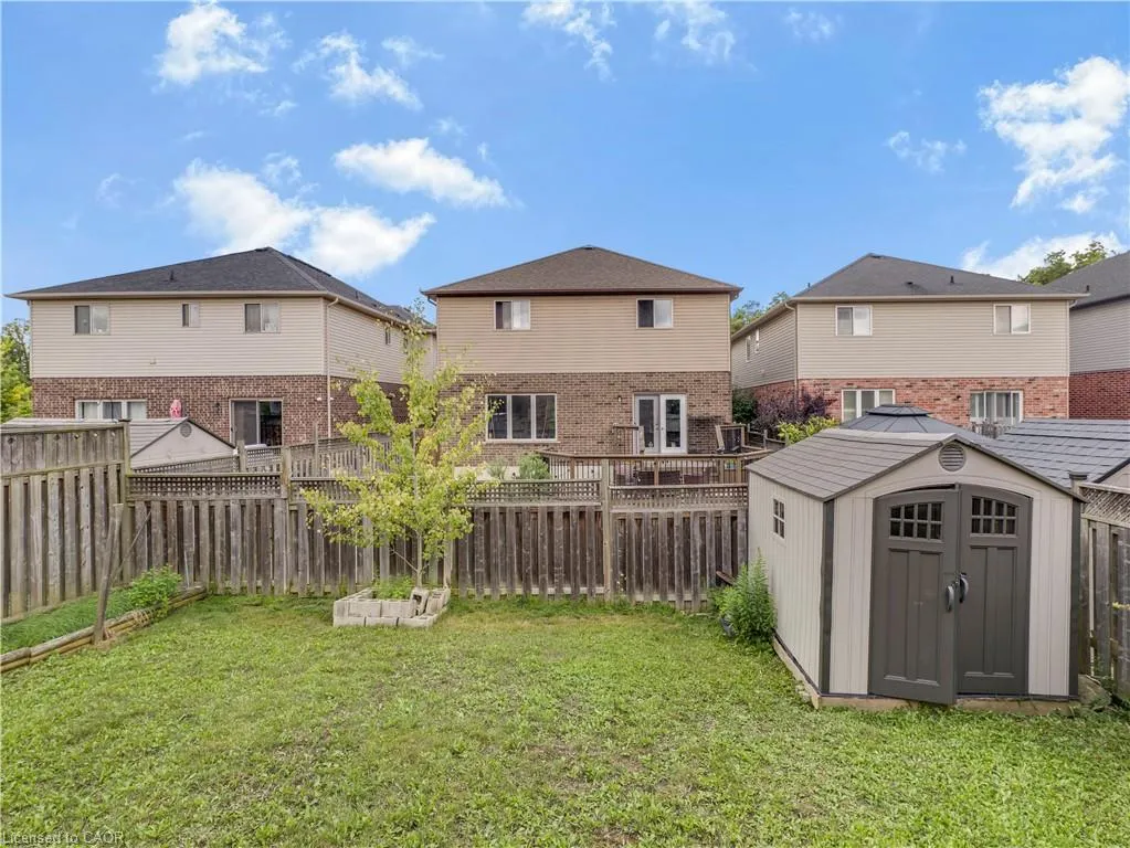 39 Ralfana Crescent