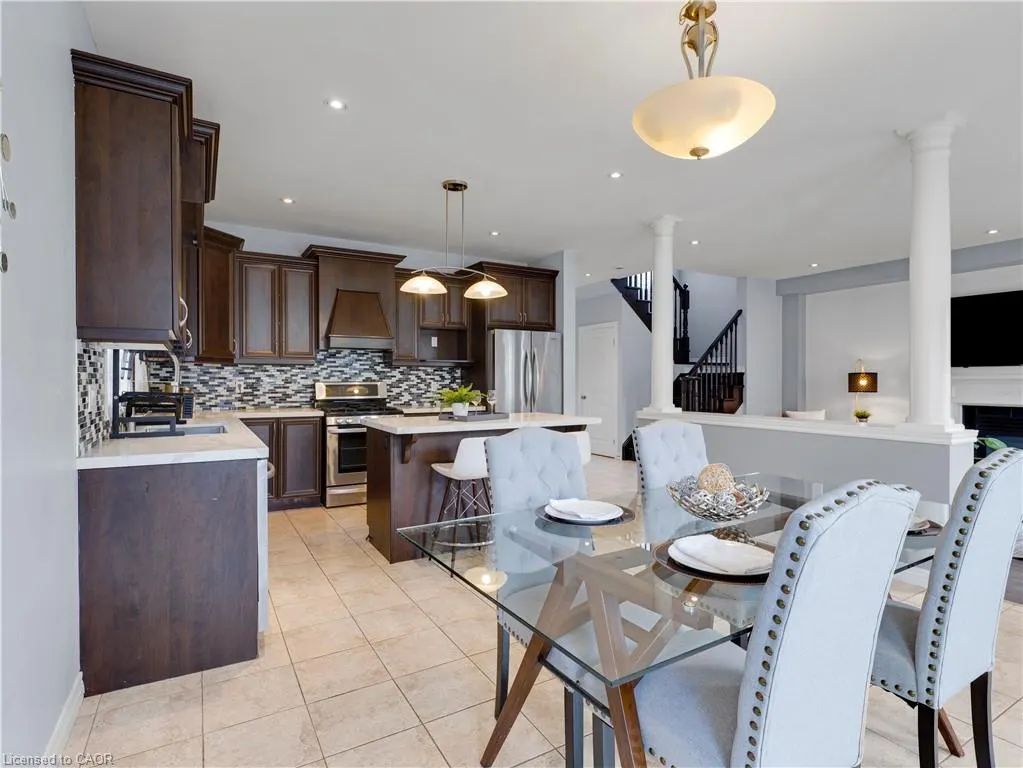 39 Ralfana Crescent