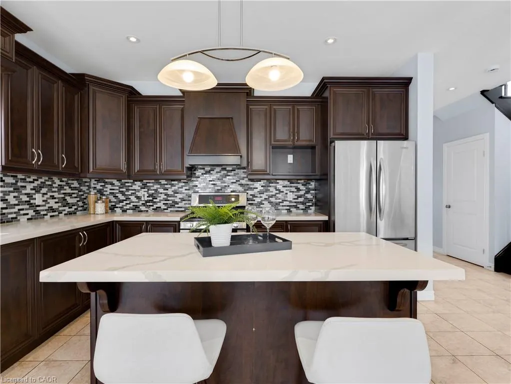 39 Ralfana Crescent