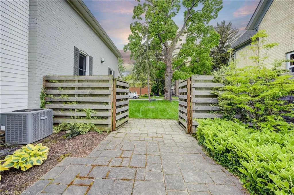 38 Euclid Avenue
