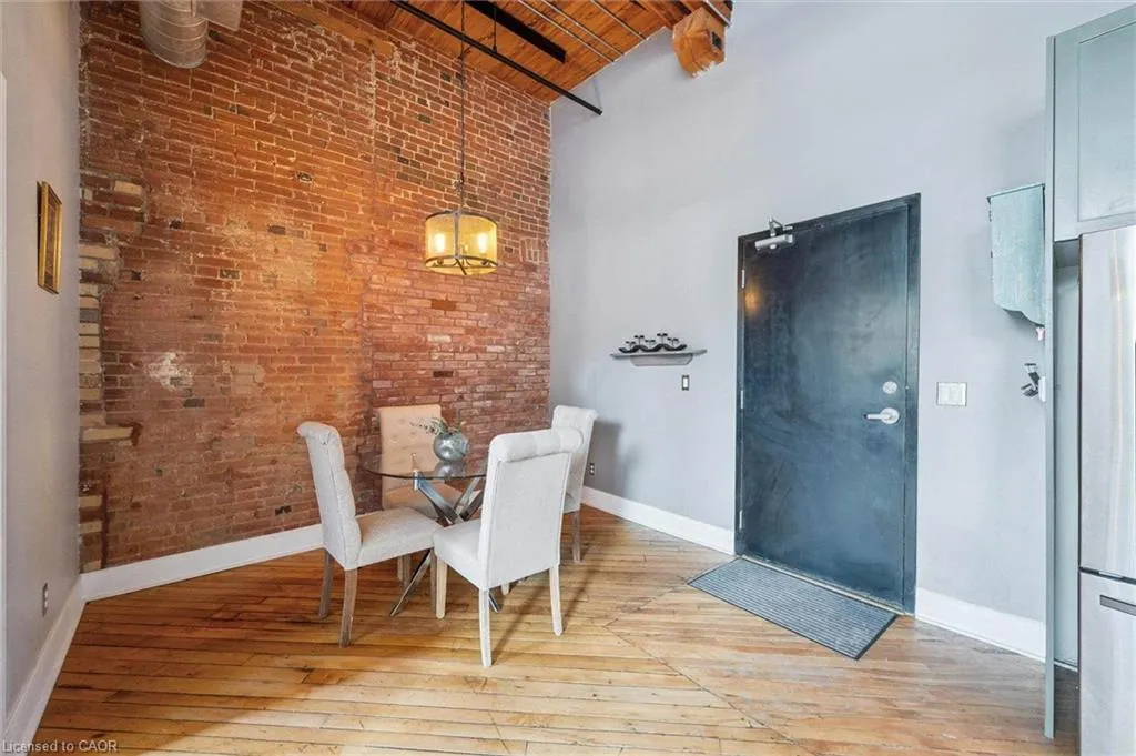 26 Ontario Street, #122