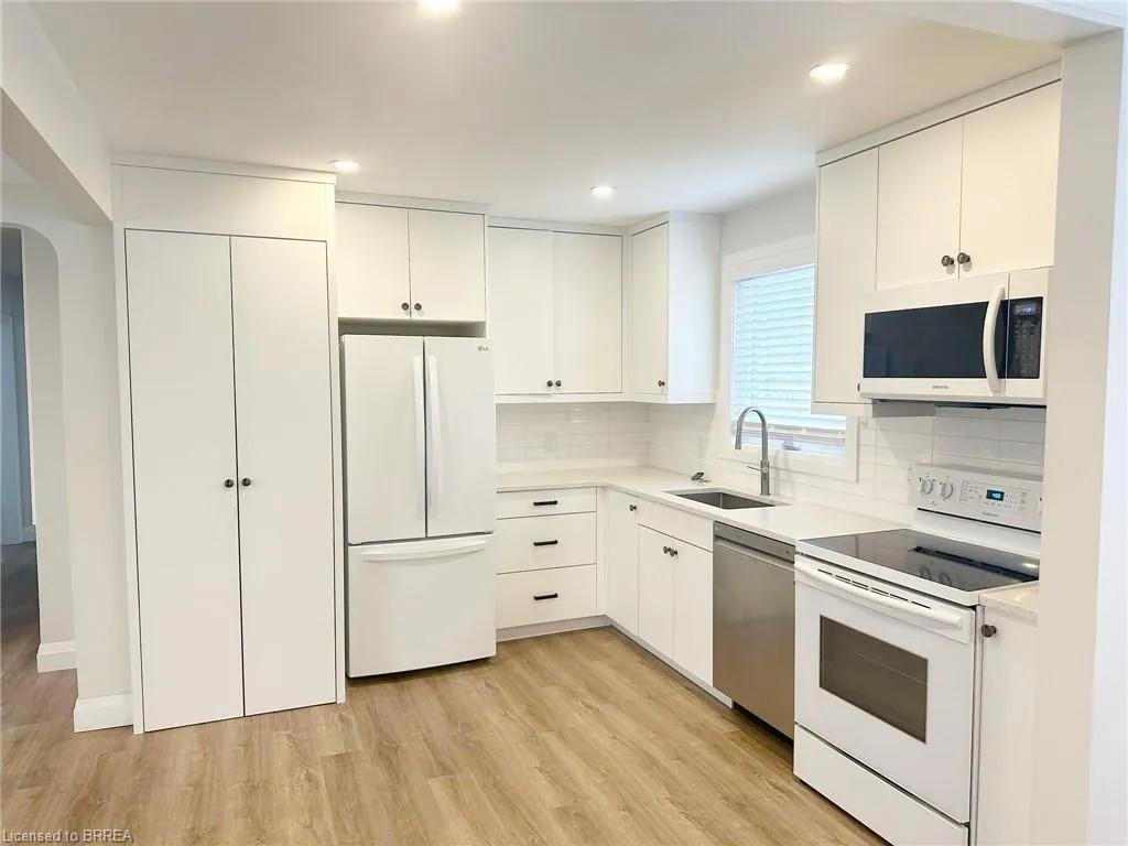 75 Henderson Avenue