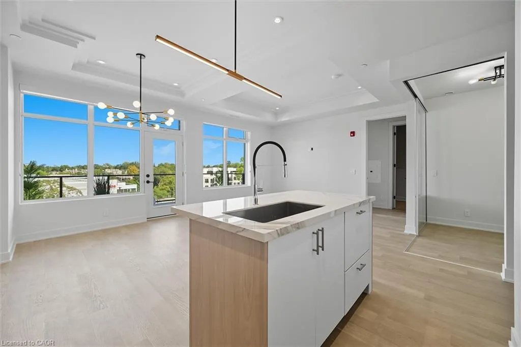 123 Maurice Drive, #409