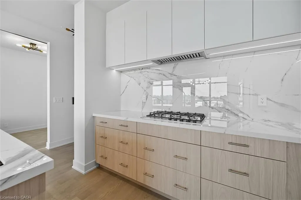 123 Maurice Drive, #409
