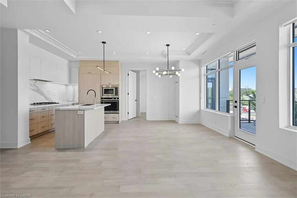 123 Maurice Drive, #409