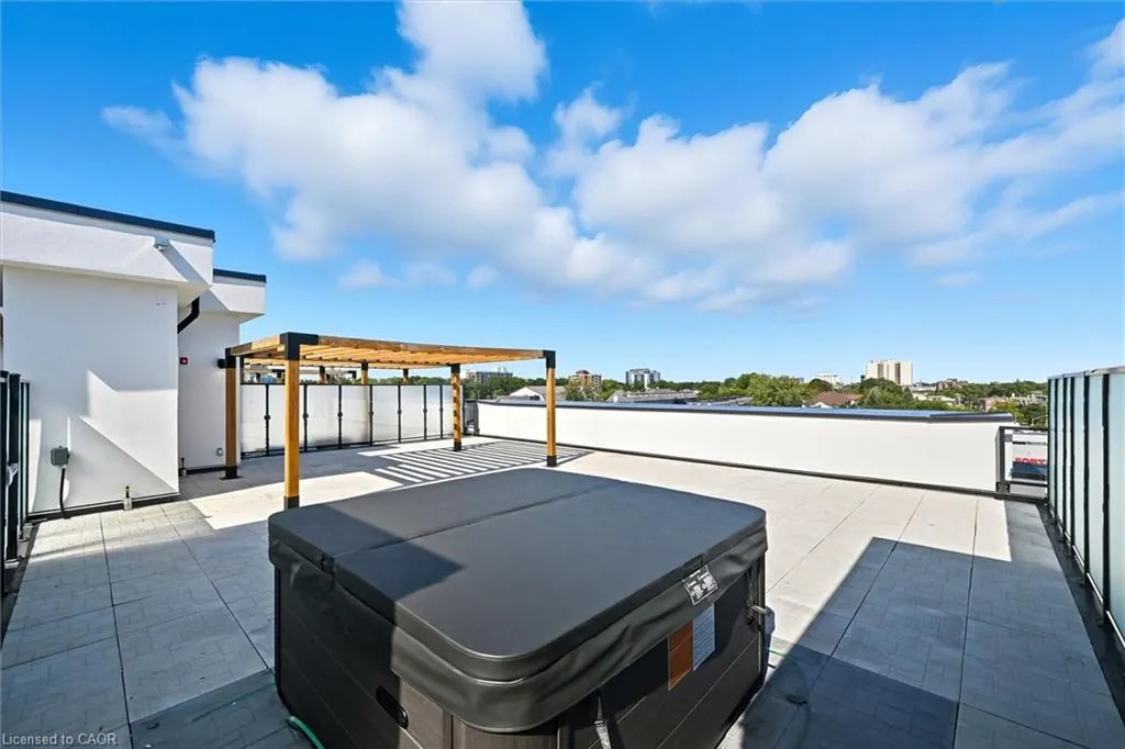 123 Maurice Drive, #409