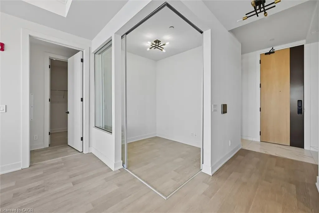 123 Maurice Drive, #409