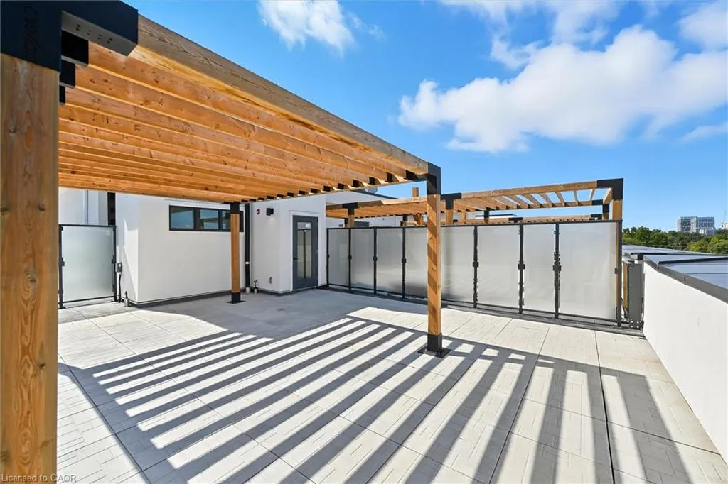 123 Maurice Drive, #409