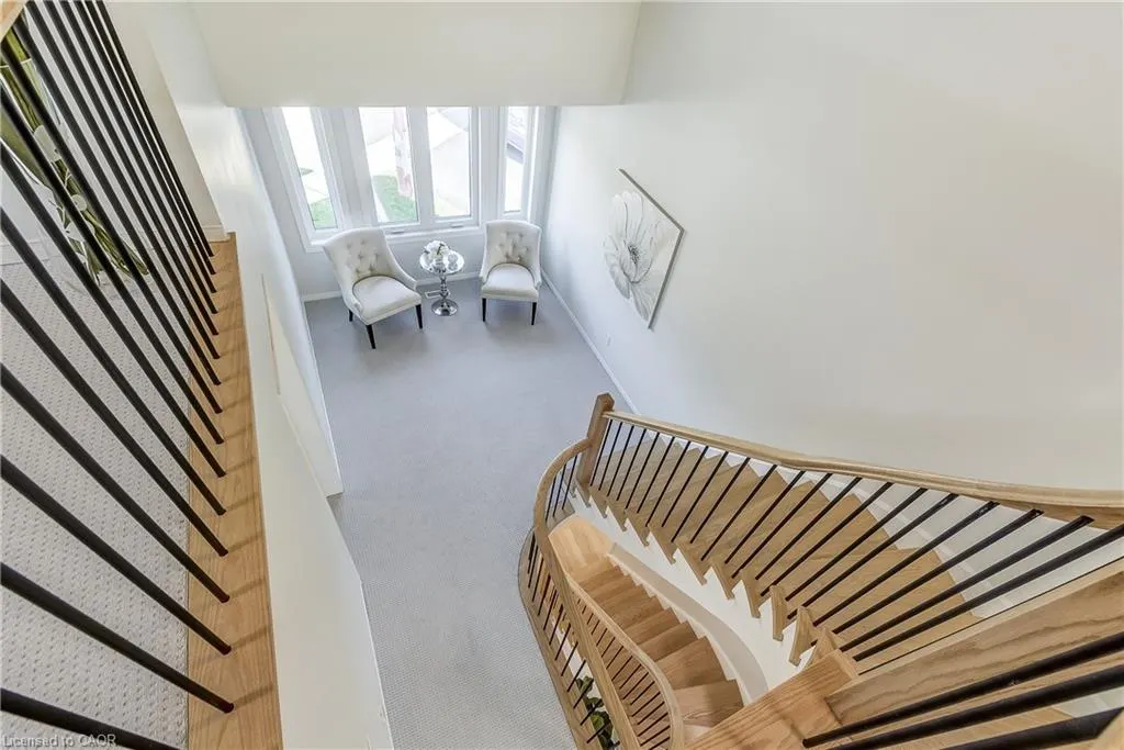 27 Morrison Creek Crescent